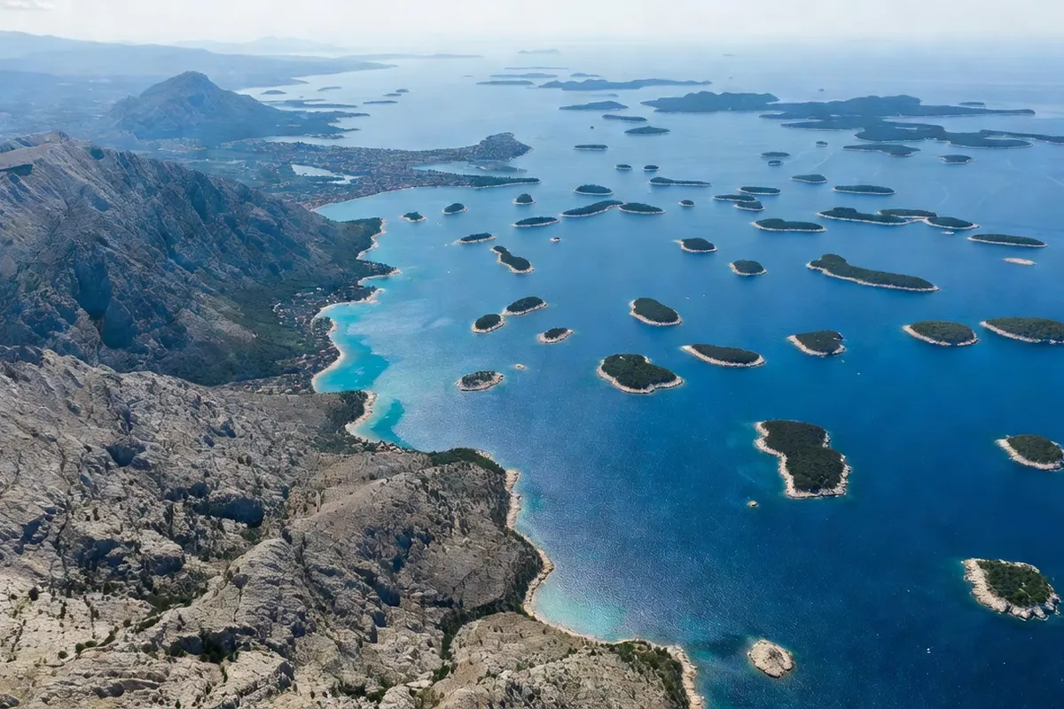Carte des régions et îles de la côte adriatique croate